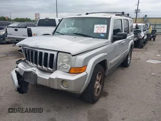 2010 Jeep Commander Sport z VIN 1J4RH4GK3AC108122, wystawiony jako IAAI lot #42173507 z przebiegiem 249 593 mil mil oraz . Historia ofert i sprzedaży dostępna na DreamBid. Obrazek 2.