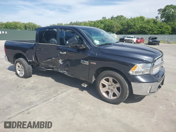 2018 Ram 1500 Lone Star Silver z VIN 1C6RR6LT8JS155222, wystawiony jako Copart lot #53042825 z przebiegiem 78 270 mil mil oraz Szkoda całkowita • Salvage title. Historia ofert i sprzedaży dostępna na DreamBid. Obrazek 4.