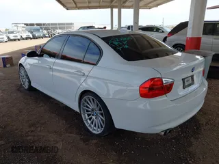 2008 BMW 3 Series 328i with VIN WBAVC535X8FZ82806, listed as a IAAI auction lot 41897725 with 146,852 mi miles. Bid and sale history available at carsss.com. Image 3.
