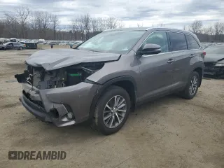 2019 Toyota Highlander SE with VIN 5TDJZRFH8KS598432, listed as a Copart auction lot 48376755 with 87,674 mi miles and Salvage Title. Bid and sale history available at carsss.com. Image 1.