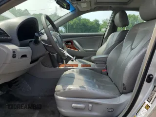 2008 Toyota Camry LE z VIN 4T1BE46K18U759654, wystawiony jako Copart lot #59986745 z przebiegiem 233 150 mil mil oraz Szkoda całkowita • Salvage title. Historia ofert i sprzedaży dostępna na DreamBid. Obrazek 7.