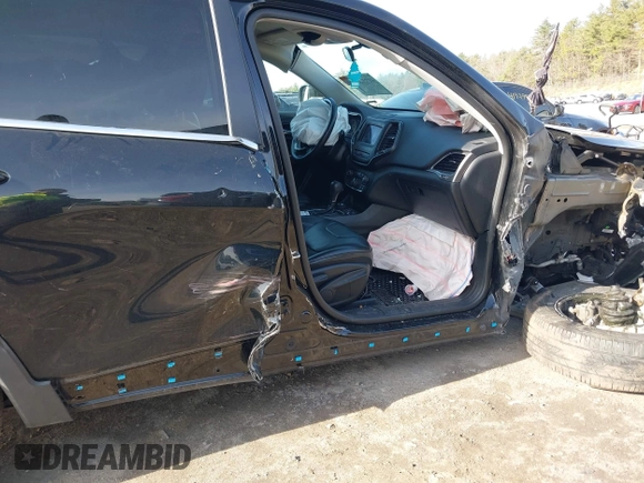 2019 Jeep Cherokee Latitude Plus with VIN 1C4PJMLB7KD311789, listed as a IAAI auction lot 41932802 with 75,186 mi miles and . Bid and sale history available at DreamBid. Image 18.