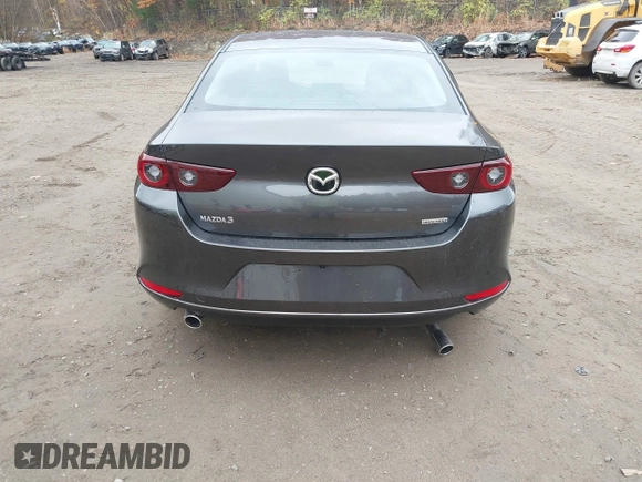 2024 Mazda 3 S Preferred z VIN 3MZBPACM7RM431371, wystawiony jako IAAI lot #40676189 z przebiegiem 276 mil mil oraz . Historia ofert i sprzedaży dostępna na DreamBid. Obrazek 16.