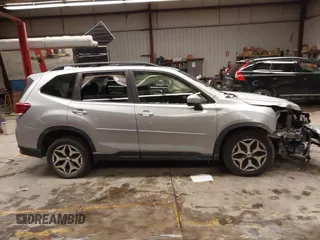 2019 Subaru Forester Premium with VIN JF2SKAGC7KH432714, listed as a IAAI auction lot 41399215 with 79,281 mi miles. Bid and sale history available at carsss.com. Image 12.