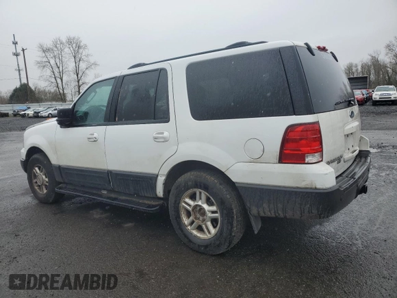 2004 Ford Expedition Special Service with VIN 1FMFU16L04LB41687, listed as a Copart auction lot 49304785 with 201,059 mi miles and Salvage title. Bid and sale history available at DreamBid. Image 2.