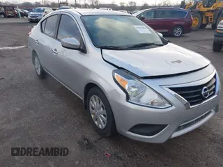 2016 Nissan Versa S with VIN 3N1CN7AP1GL881469, listed as a IAAI auction lot 41211404 with 143,719 mi miles. Bid and sale history available at carsss.com. Image 1.