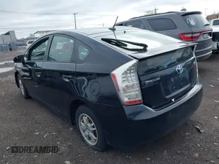 2011 Toyota Prius I with VIN JTDKN3DU2B5331127, listed as a IAAI auction lot 42139127 with 285,029 mi miles. Bid and sale history available at carsss.com. Image 3.