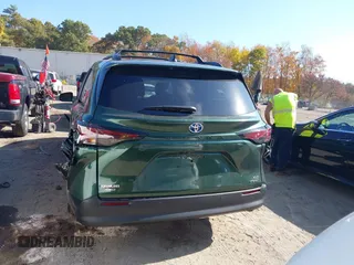 2024 Toyota Sienna XLE with VIN 5TDJSKFC2RS147426, listed as a IAAI auction lot 40587895 with 2,143 mi miles and . Bid and sale history available at DreamBid. Image 16.