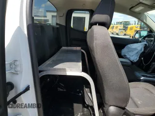 2020 Chevrolet Colorado 2WD LT z VIN 1GCHSCEA5L1177481, wystawiony jako Copart lot #52759565 z przebiegiem 67 918 mil mil oraz Szkoda całkowita • Salvage title. Historia ofert i sprzedaży dostępna na DreamBid. Obrazek 10.
