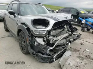 2024 MINI Countryman Cooper S with VIN WMZ83BR08R3R60395, listed as a Copart auction lot 61432835 with 18,142 mi miles and Salvage title. Bid and sale history available at DreamBid. Image 15.