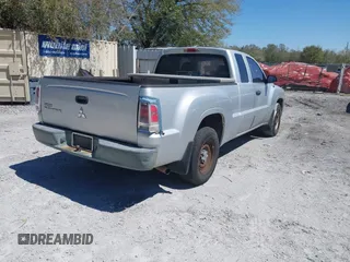 2007 Mitsubishi Raider LS with VIN 1Z7HC22K67S265481, listed as a IAAI auction lot 41838727 with 253,040 mi miles. Bid and sale history available at carsss.com. Image 4.