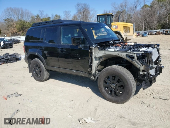2024 Toyota Land Cruiser z VIN JTEABFAJ5RK002588, wystawiony jako Copart lot #45684165 z przebiegiem 6 313 mil mil oraz Szkoda całkowita • Salvage title. Historia ofert i sprzedaży dostępna na DreamBid. Obrazek 4.