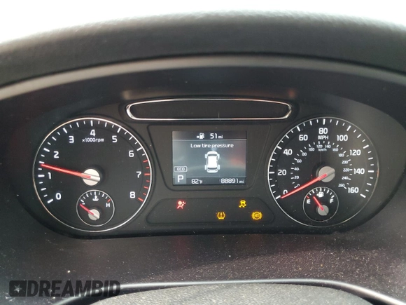 2019 Kia Sorento LX with VIN 5XYPG4A30KG578008, listed as a Copart auction lot 61767354 with 88,891 mi miles and Non Repairable. Bid and sale history available at carsss.com. Image 9.