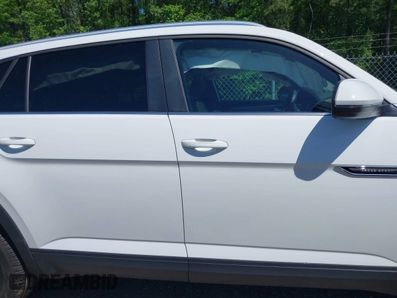 2023 Volkswagen Atlas SE с VIN 1V2KC2CA2PC220778, выставлен на аукционе IAAI как лот 42136136 с пробегом 30 370 миль миль и . История ставок и продаж доступна на DreamBid. Изображение 13.