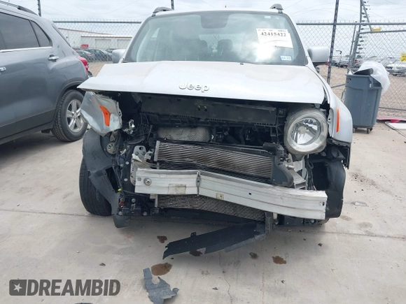 2018 Jeep Renegade Latitude z VIN ZACCJABB6JPH21210, wystawiony jako IAAI lot #42415422 z przebiegiem 79 640 mil mil oraz . Historia ofert i sprzedaży dostępna na DreamBid. Obrazek 12.