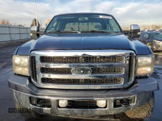 2006 Ford F-250 XL with VIN 1FTSW21P06EC13170, listed as a Copart auction lot 44038305 with 198,100 mi miles and Clean title. Bid and sale history available at DreamBid. Image 5.