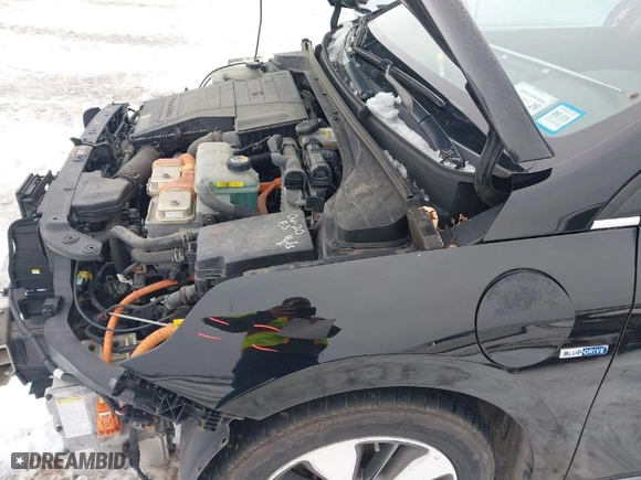 2019 Hyundai Ioniq Plug-In Hybrid Limited with VIN KMHC75LD7KU147976, listed as a IAAI auction lot 41059527 with NaN miles. Bid and sale history available at carsss.com. Image 22.