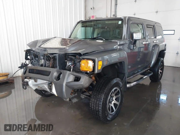 2008 Hummer H3 Luxury with VIN 5GTEN13E588170171, listed as a IAAI auction lot 41391484 with 204,241 mi miles and . Bid and sale history available at DreamBid. Image 2.