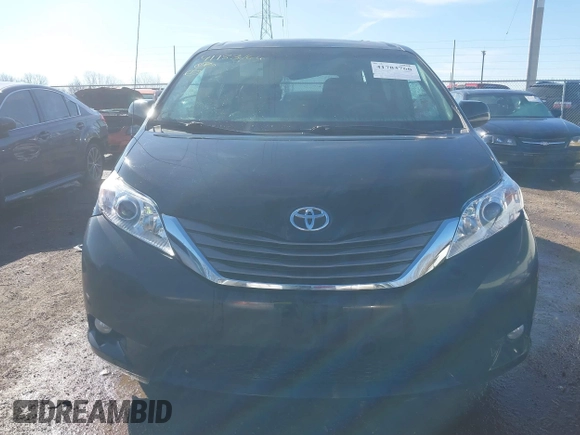 2011 Toyota Sienna XLE AAS with VIN 5TDYK3DC0BS030313, listed as a IAAI auction lot 41783766 with 267,937 mi miles. Bid and sale history available at carsss.com. Image 12.