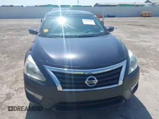 2015 Nissan Altima 2.5 z VIN 1N4AL3AP9FN349264, wystawiony jako IAAI lot #42031156 z przebiegiem 107 783 mil mil oraz . Historia ofert i sprzedaży dostępna na DreamBid. Obrazek 6.