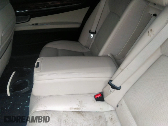 2013 BMW 7 Series 750Li xDrive with VIN WBAYF8C51DD140657, listed as a IAAI auction lot 32751348 with 128,816 mi miles. Bid and sale history available at carsss.com. Image 8.
