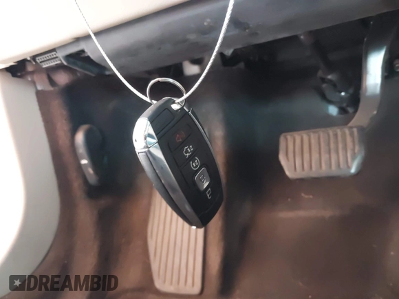 2017 Lincoln MKZ Hybrid Premiere с VIN 3LN6L5KU7HR641362, выставлен на аукционе IAAI как лот 40598670 с пробегом 115 040 миль миль и . История ставок и продаж доступна на DreamBid. Изображение 11.