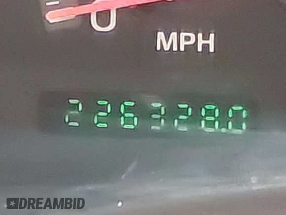 2003 Ford F-150 XLT with VIN 1FTRW08L83KA45989, listed as a IAAI auction lot 41048095 with 226,328 mi miles. Bid and sale history available at carsss.com. Image 16.