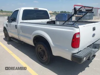 2008 Ford F-250 XL with VIN 1FTNF20548ED30900, listed as a IAAI auction lot 42695432 with Not provided miles and . Bid and sale history available at DreamBid. Image 3.