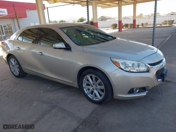 2014 Chevrolet Malibu LTZ with VIN 1G11H5SL5EF233581, listed as a IAAI auction lot 41454669 with 117,577 mi miles. Bid and sale history available at carsss.com. Image 1.