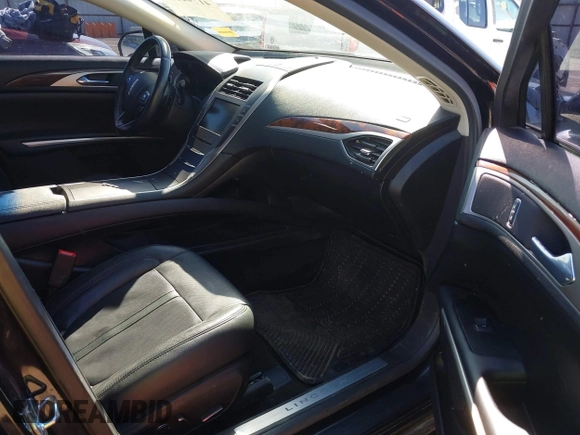 2015 Lincoln MKZ with VIN 3LN6L2G93FR619701, listed as a IAAI auction lot 41794410 with 77,201 mi miles. Bid and sale history available at carsss.com. Image 5.
