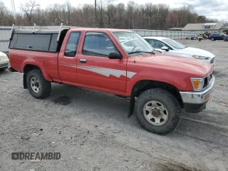 1992 Toyota Pickup DLX с VIN JT4VN13D8N5076488, выставлен на аукционе Copart как лот 51291185 с пробегом 171 767 миль миль и Чистый • Clean title. История ставок и продаж доступна на DreamBid. Изображение 4.