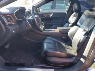 2020 Lincoln Continental Standard with VIN 1LN6L9PK8L5606503, listed as a Copart auction lot 45192355 with 176,327 mi miles and Salvage Title. Bid and sale history available at carsss.com. Image 7.
