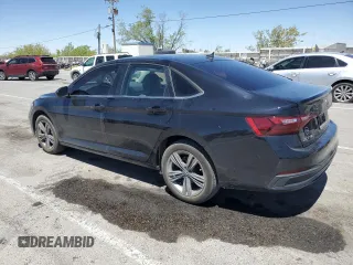 2022 Volkswagen Jetta SE z VIN 3VW7M7BU7NM032943, wystawiony jako Copart lot #54368325 z przebiegiem 32 106 mil mil oraz Szkoda całkowita • Salvage title. Historia ofert i sprzedaży dostępna na DreamBid. Obrazek 2.