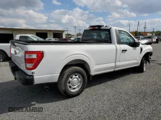 2022 Ford F-150 XL with VIN 1FTMF1EB2NKD02840, listed as a Copart auction lot 43288735 with 35,824 mi miles and Clean title. Bid and sale history available at DreamBid. Image 3.