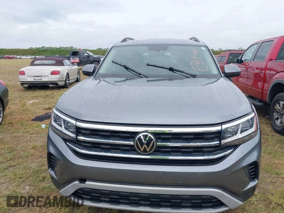 2022 Volkswagen Atlas 3.6L V6 SE w/Technology with VIN 1V2KR2CA5NC512646, listed as a IAAI auction lot 40502051 with 1 mi miles. Bid and sale history available at carsss.com. Image 6.