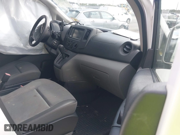 2020 Nissan NV200 SV с VIN 3N6CM0KN9LK701981, выставлен на аукционе IAAI как лот 40386960 с пробегом 64 373 миль миль и . История ставок и продаж доступна на DreamBid. Изображение 5.