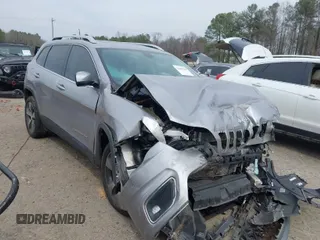2019 Jeep Cherokee Limited with VIN 1C4PJLDN0KD300846, listed as a IAAI auction lot 41688555 with 54,166 mi miles. Bid and sale history available at carsss.com. Image 1.