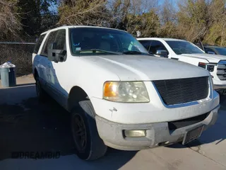 2003 Ford Expedition z VIN 1FMEU15L83LA01222, wystawiony jako IAAI lot #41305034 z przebiegiem 240 996 mil mil oraz . Historia ofert i sprzedaży dostępna na DreamBid. Obrazek 1.