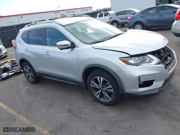 2019 Nissan Rogue SL with VIN 5N1AT2MT9KC792304, listed as a IAAI auction lot 41684807 with 27,513 mi miles. Bid and sale history available at carsss.com. Image 1.