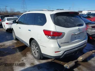 2014 Nissan Pathfinder Platinum with VIN 5N1AR2MMXEC730230, listed as a IAAI auction lot 41400120 with 190,980 mi miles and . Bid and sale history available at DreamBid. Image 3.