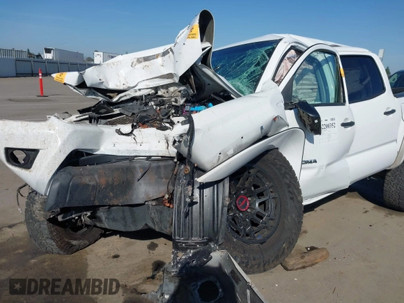 2012 Toyota Tacoma PreRunner z VIN 3TMJU4GN2CM128050, wystawiony jako IAAI lot #42200352 z przebiegiem Nie podano mil oraz . Historia ofert i sprzedaży dostępna na DreamBid. Obrazek 6.