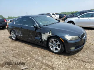 2007 BMW 3 Series 328i z VIN WBAWB33577PV70332, wystawiony jako Copart lot #59119955 z przebiegiem 149 705 mil mil oraz Szkoda całkowita • Salvage title. Historia ofert i sprzedaży dostępna na DreamBid. Obrazek 4.