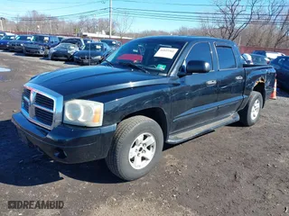2005 Dodge Dakota SLT with VIN 1D7HW48N25S178373, listed as a IAAI auction lot 41815561 with 148,112 mi miles. Bid and sale history available at carsss.com. Image 19.