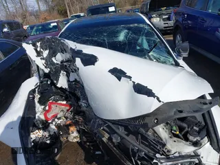 2015 Lexus IS 350 z VIN JTHCE1D29F5008351, wystawiony jako IAAI lot #41125891 z przebiegiem Nie podano mil oraz . Historia ofert i sprzedaży dostępna na DreamBid. Obrazek 10.