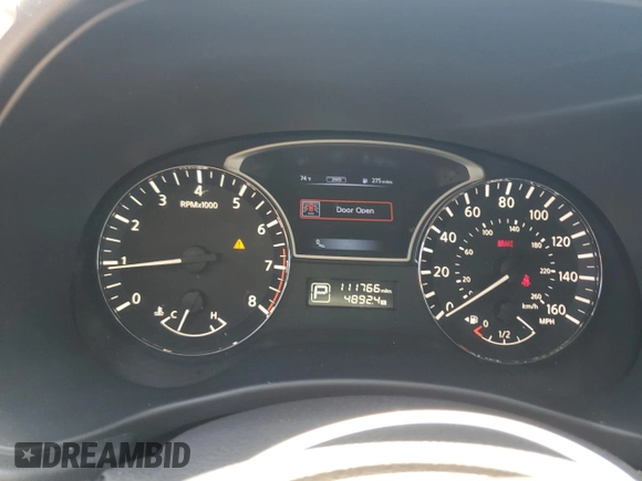 2015 Nissan Pathfinder SL with VIN 5N1AR2MM0FC612995, listed as a Copart auction lot 61105275 with 111,766 mi miles and Salvage title. Bid and sale history available at DreamBid. Image 9.