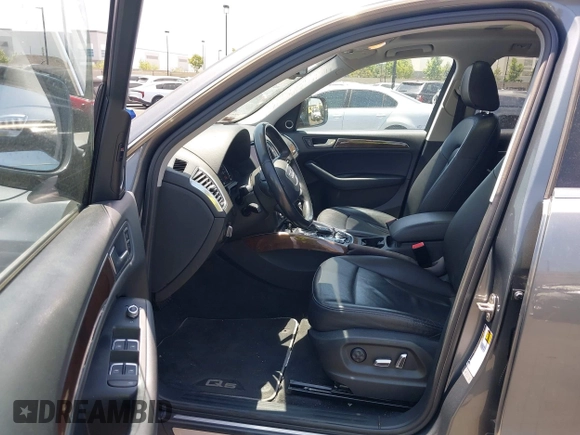 2016 Audi Q5 Premium Plus z VIN WA1L2AFP9GA104440, wystawiony jako IAAI lot #42598977 z przebiegiem 101 167 mil mil oraz . Historia ofert i sprzedaży dostępna na DreamBid. Obrazek 5.