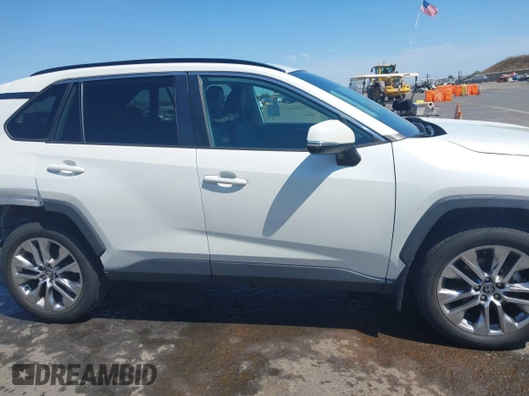 2022 Toyota RAV4 XLE Premium с VIN 2T3A1RFV5NW254749, выставлен на аукционе IAAI как лот 42458461 с пробегом 46 971 миль миль и . История ставок и продаж доступна на DreamBid. Изображение 14.