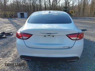 2015 Chrysler 200 S with VIN 1C3CCCBG5FN699500, listed as a IAAI auction lot 41544234 with 171,864 mi miles and . Bid and sale history available at carsss.com. Image 16.