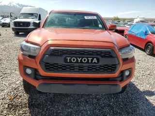 2017 Toyota Tacoma SR5 with VIN 3TMCZ5AN5HM079796, listed as a Copart auction lot 54270345 with 96,032 mi miles and Salvage Title. Bid and sale history available at DreamBid. Image 5.