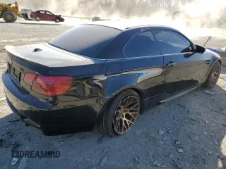 2011 BMW M3 with VIN WBSDX9C52BE584764, listed as a Copart auction lot 83572554 with 138,245 mi miles and Salvage Title. Bid and sale history available at carsss.com. Image 3.